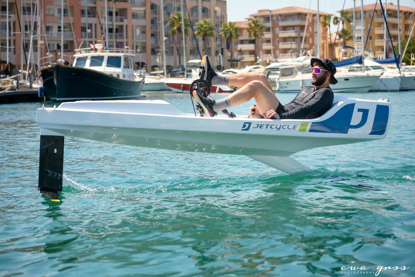 دوچرخهای برای روی آب 1 پایگاه خبری ججین دوچرخهای برای روی آب