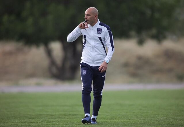 بیاتینیا: باشگاه ها برخورد با بازیکنان بزرگ و پیشکسوت را یاد بگیرند بیاتینیا: باشگاه ها برخورد با بازیکنان بزرگ و پیشکسوت را یاد بگیرند