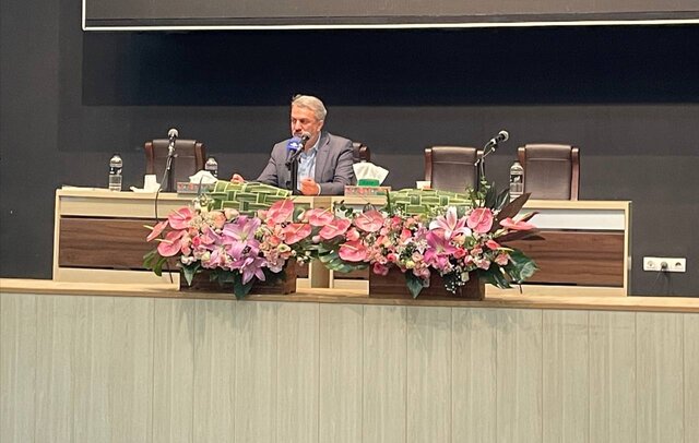 صادرات محصولات تنها درآمدزاست، نه قدرتزا صادرات محصولات تنها درآمدزاست، نه قدرتزا