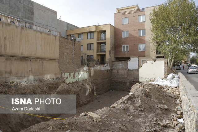 عکس تزیینی است. تخریب خانه «قافلهباشی» آغازی برای طرح «انصاری شرقی» است؟