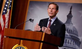 سناتور آمریکایی نسبت به انتقال فناوری تسلیحات آمریکایی به روسیه توسط عربستان هشدار داد