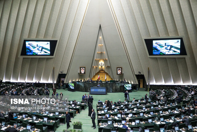 درخواست ۲۲۷ نماینده برای برخورد قاطع با مباشرین جنایات اخیر درخواست ۲۲۷ نماینده برای برخورد قاطع با مباشرین جنایات اخیر