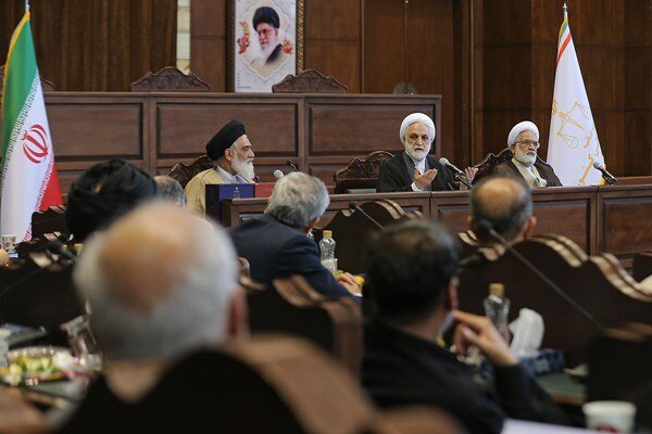 رای وحدت رویه دیوان عالی کشور درباره اختیار معاون دادستان برای درخواست اعاده دادرسی