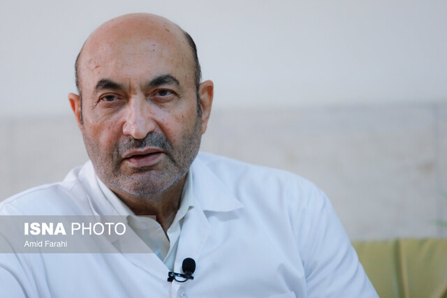 راهکار برونرفت از شرایط فعلی شنیدن صدای جوانان است/ سلامت روان در بحرانها نادیده گرفته میشود