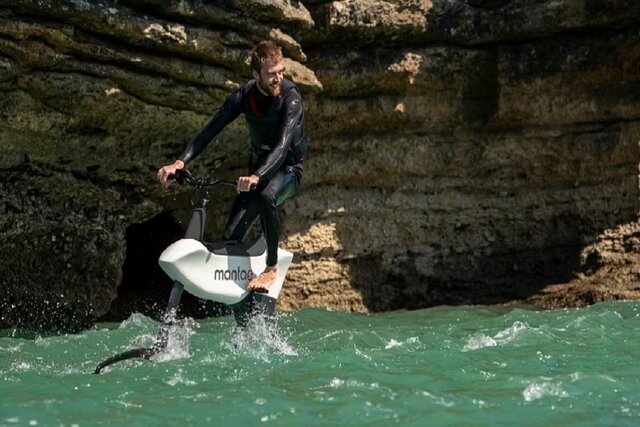 دوچرخه الکتریکی برای سواری روی آب!