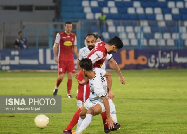 حاشیه های بازی جنجالی ملوان و پرسپولیس