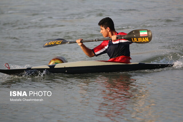 مسابقات قایقرانی هفته تربیت بدنی در بندرعباس