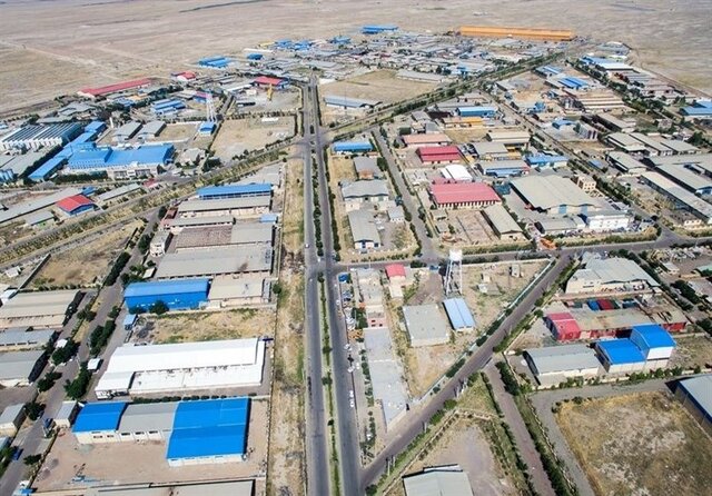 با دلالی زمین در شهرک‌های صنعتی البرز قاطعانه برخورد می‌کنیم