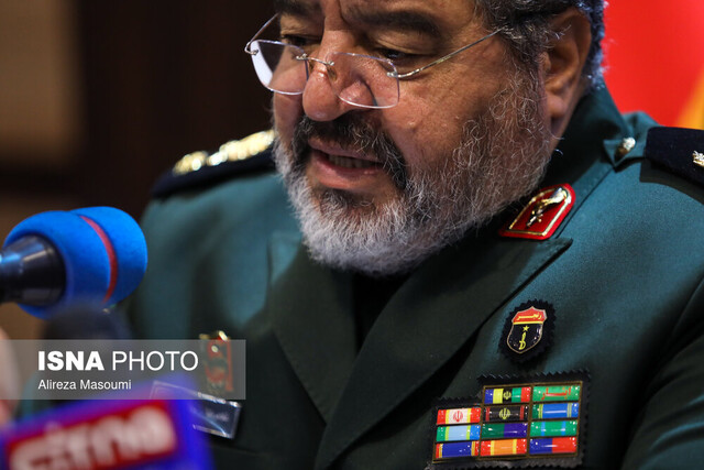 سردار جلالی: عقاب ۴۴ فرمول محاسباتی جنگ را تغییر میدهد سردار جلالی: عقاب ۴۴ فرمول محاسباتی جنگ را تغییر میدهد