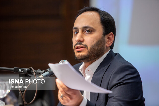 دانشجویان محور عزت و آزادی در جمهوری اسلامی/ به دانشگاه‌ها می روم تا حرف دل آنها را بشنوم