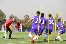 فریاد کی‌روش بر سر بازیکنان/ "برای تیم بازی کنید، نه خودتان!"