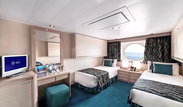 مقایسه دو هتل-کشتی عظیم جام جهانی در قطر