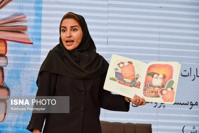 گردهمایی دوستداران کودک در باغ ناژوان اصفهان