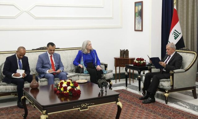 دعوت جان کری از رئیس جمهور عراق برای شرکت در نشست تغییرات آبوهوایی سازمان ملل دعوت جان کری از رئیس جمهور عراق برای شرکت در نشست تغییرات آبوهوایی سازمان ملل