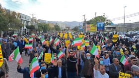 مردم اراک اقدام تروریستی در شیراز را محکوم کردند