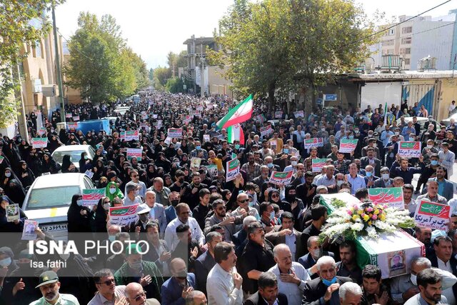 راهپیمایی مردم یاسوج در محکومیت حادثه تروریستی شیراز + تصاویر