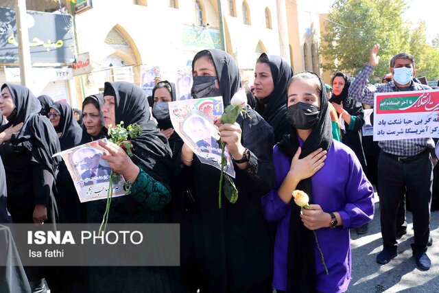 راهپیمایی مردم یاسوج در محکومیت حادثه تروریستی شیراز + تصاویر