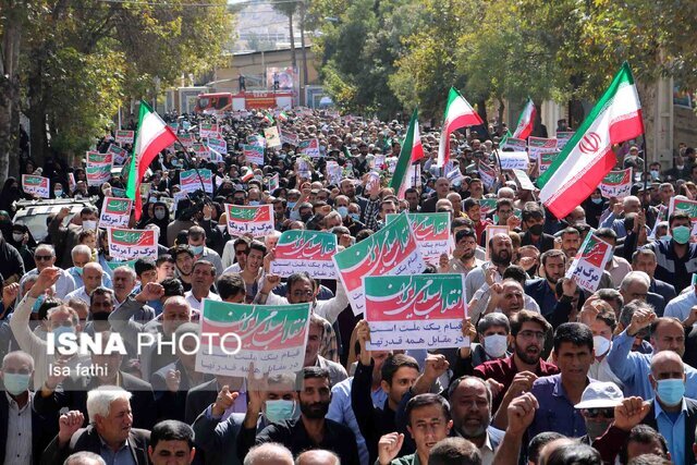 راهپیمایی مردمی بعد از نمازجمعه در سراسر کشور در اعتراض به حمله تروریستی در شاهچراغ