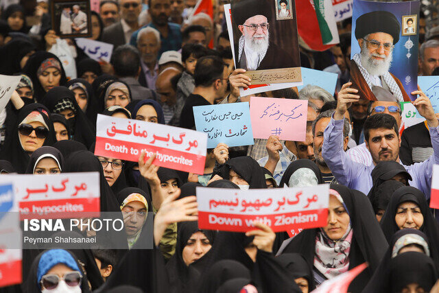 راهپیمایی مردمی بعد از نمازجمعه در سراسر کشور در اعتراض به حمله تروریستی در شاهچراغ