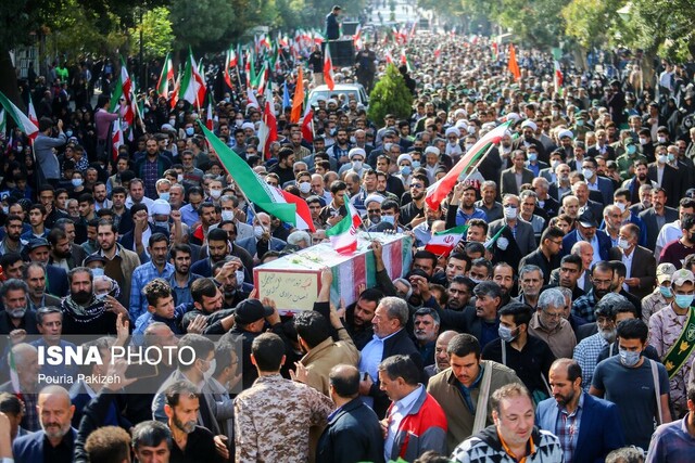 تشییع شهید حادثه تروریستی حرم شاهچراغ در همدان