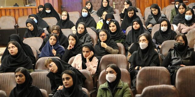 کارگاه «پیشگیری و درمان بیماریهای تیروئیدی» برگزار شد