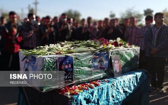 دشمنان با امپراطوری رسانه‌ای قصد ایجاد فاصله بین نسلی دارند