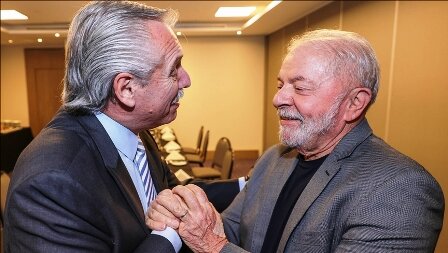 رئیس جمهوری آرژانتین به دیدار لولا داسیلوا رفت/ شی و مادورو تبریک گفتند رئیس جمهوری آرژانتین به دیدار لولا داسیلوا رفت/ شی و مادورو تبریک گفتند