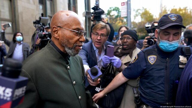 محمد عزیز دو متهم به قتل "مالکوم ایکس" ۳۶ میلیون دلار غرامت میگیرند