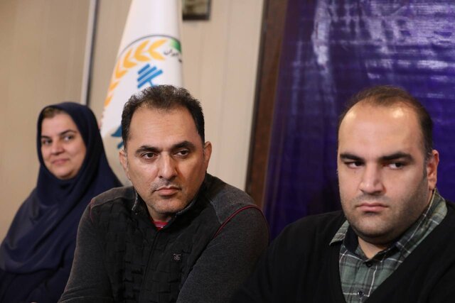 کوروش باقری (نفر وسط) در کنار بهداد سلیمی کوروش باقری: تردید ندارم زنان وزنهبردار بهتر از مردان میشوند