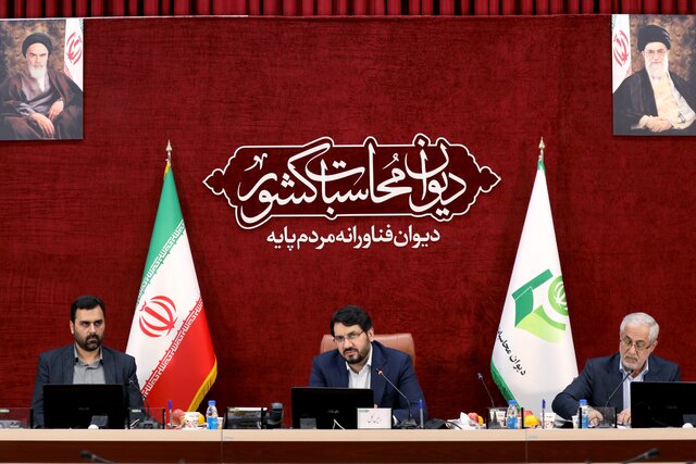 بذرپاش: احکام غیربودجهای در قانون بودجه وصله نچسبی است بذرپاش: احکام غیربودجهای در قانون بودجه وصله نچسبی است