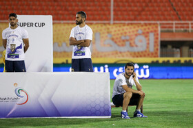 سوپرجام فوتبال ایران؛ تیم‌های استقلال - نساجی