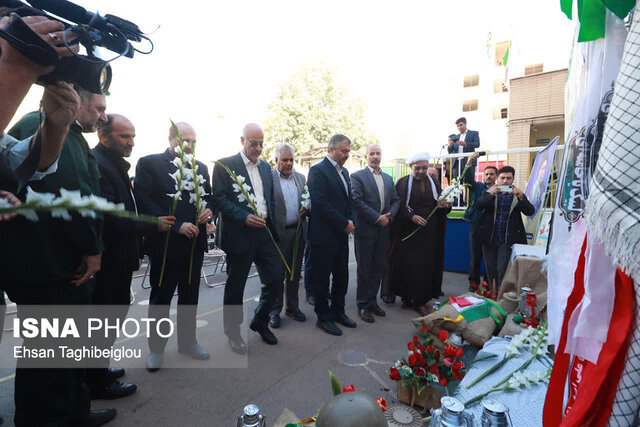نواخته شدن زنگ ملی مبارزه با استکبار جهانی در زنجان