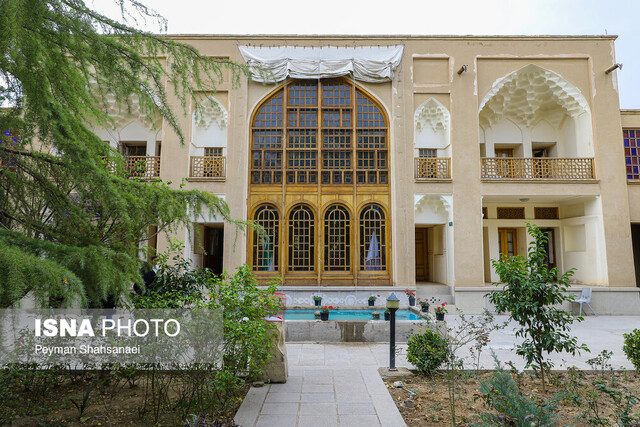 نوروزگردی در خانه تاریخی اژهایها