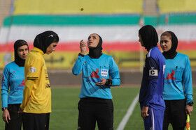 هفته سوم لیگ برتر فوتبال بانوان، سپاهان - زارع باتری سنندج