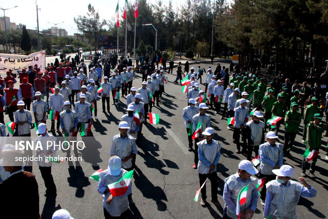 راهپیمایی ۱۳ آبان در بیرجند/ ۱