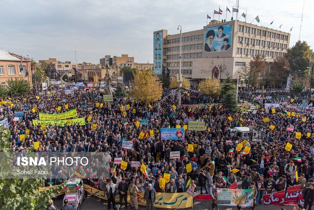 ۱۳ آبان نماد شکست پذیری آمریکا در مقابل ملت ایران است