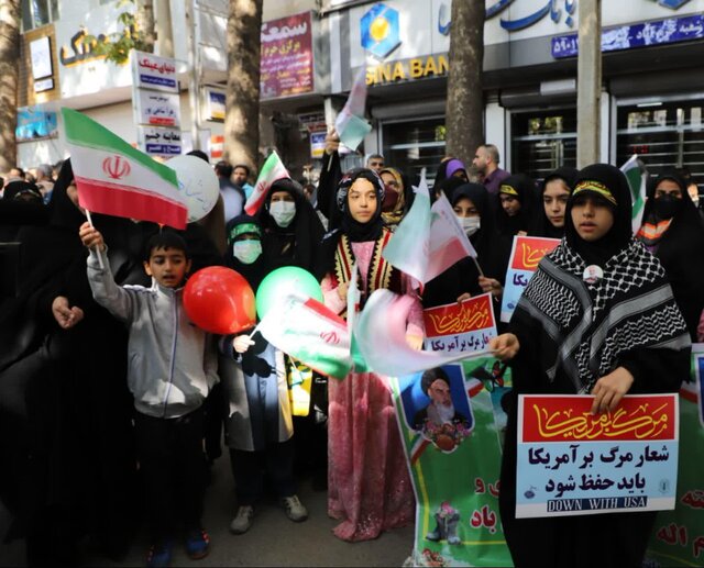 آغاز راهپیمایی باشکوه ۱۳ آبان در لرستان/ مرگ بر آمریکا طنین انداز شد