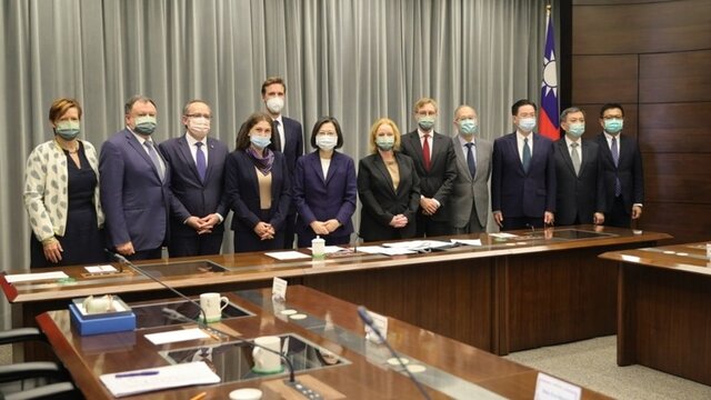 حمله چین به سفر قانونگذاران اروپایی به تایوان حمله چین به سفر قانونگذاران اروپایی به تایوان