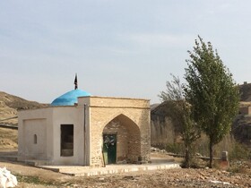 آشنایی با بنای ۸۷ ساله «شاهزاده حمید» در دامنه‌های «راستقان»