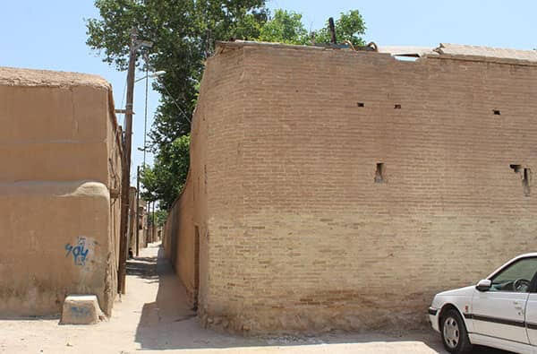 ماجرای عجیب تخریب «باغ ایلخانی» در شیراز با مجوز میراث