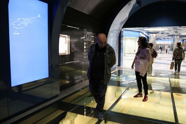 نمایش آثار باستانی در ایستگاه مترو