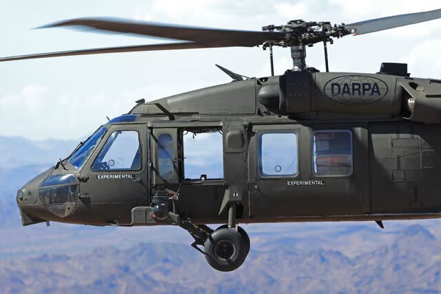 انجام عملیات نجات با یک بالگرد بدون سرنشین انجام عملیات نجات با یک بالگرد بدون سرنشین