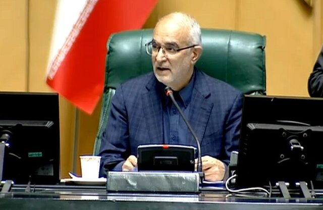 نایب رئیس مجلس: شهید مفتح پیشتاز وحدت حوزه و دانشگاه بود نایب رئیس مجلس: شهید مفتح پیشتاز وحدت حوزه و دانشگاه بود