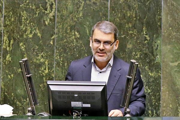 زنگنه: لایحه بودجه با برنامه هفتم مطابقت ندارد زنگنه: لایحه بودجه با برنامه هفتم مطابقت ندارد
