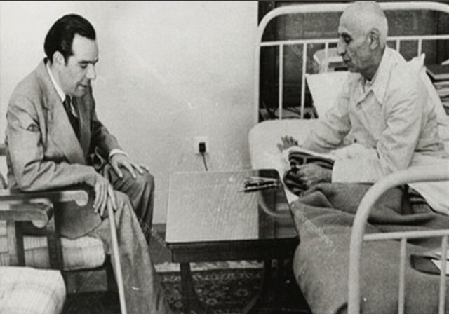 شاه و ملکه فراریاش