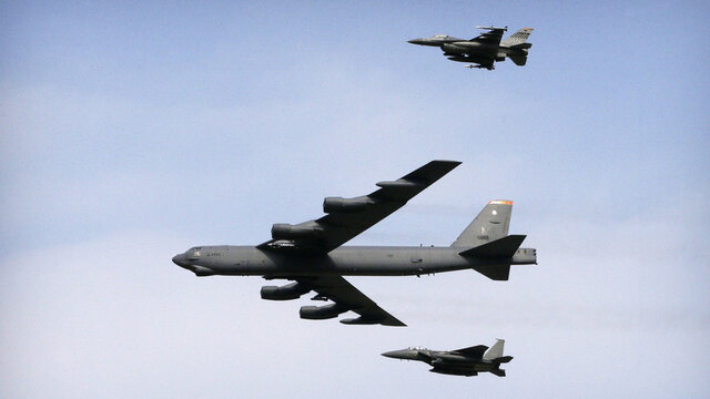 آمریکا بمب‌افکن‌هایش را برای قدرت‌نمایی در برابر کره شمالی به پرواز درآورد