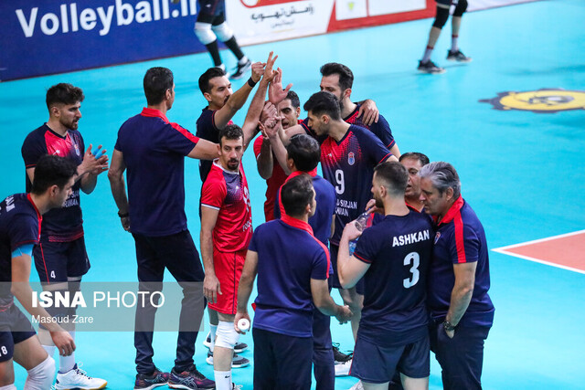 مربی والیبال سیرجان: در حمله خوب نبودیم/ شهسواری: در امتیازات حساس توپهایمان نخوابید مربی والیبال سیرجان: در حمله خوب نبودیم/ شهسواری: در امتیازات حساس توپهایمان نخوابید