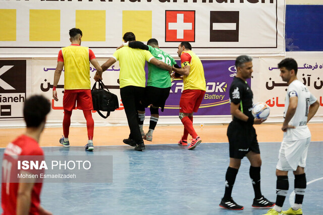 تکذیب کناره‌گیری رکن‌آذین خاورمیانه مشهد از لیگ فوتسال