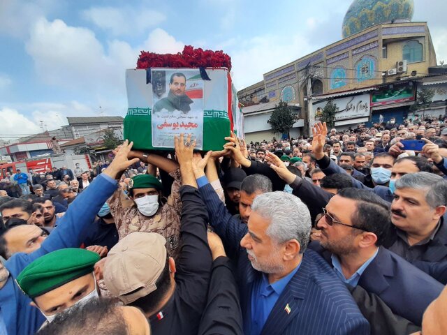 پیکر شهید مدافع امنیت «مجید یوسفی» در آستانه اشرفیه تشییع شد