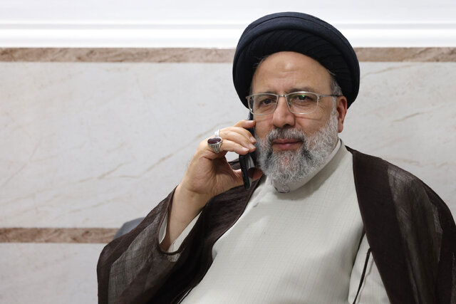 گفتوگوی تلفنی رییسی با نخست وزیر جدید مالزی گفتوگوی تلفنی رییسی با نخست وزیر جدید مالزی